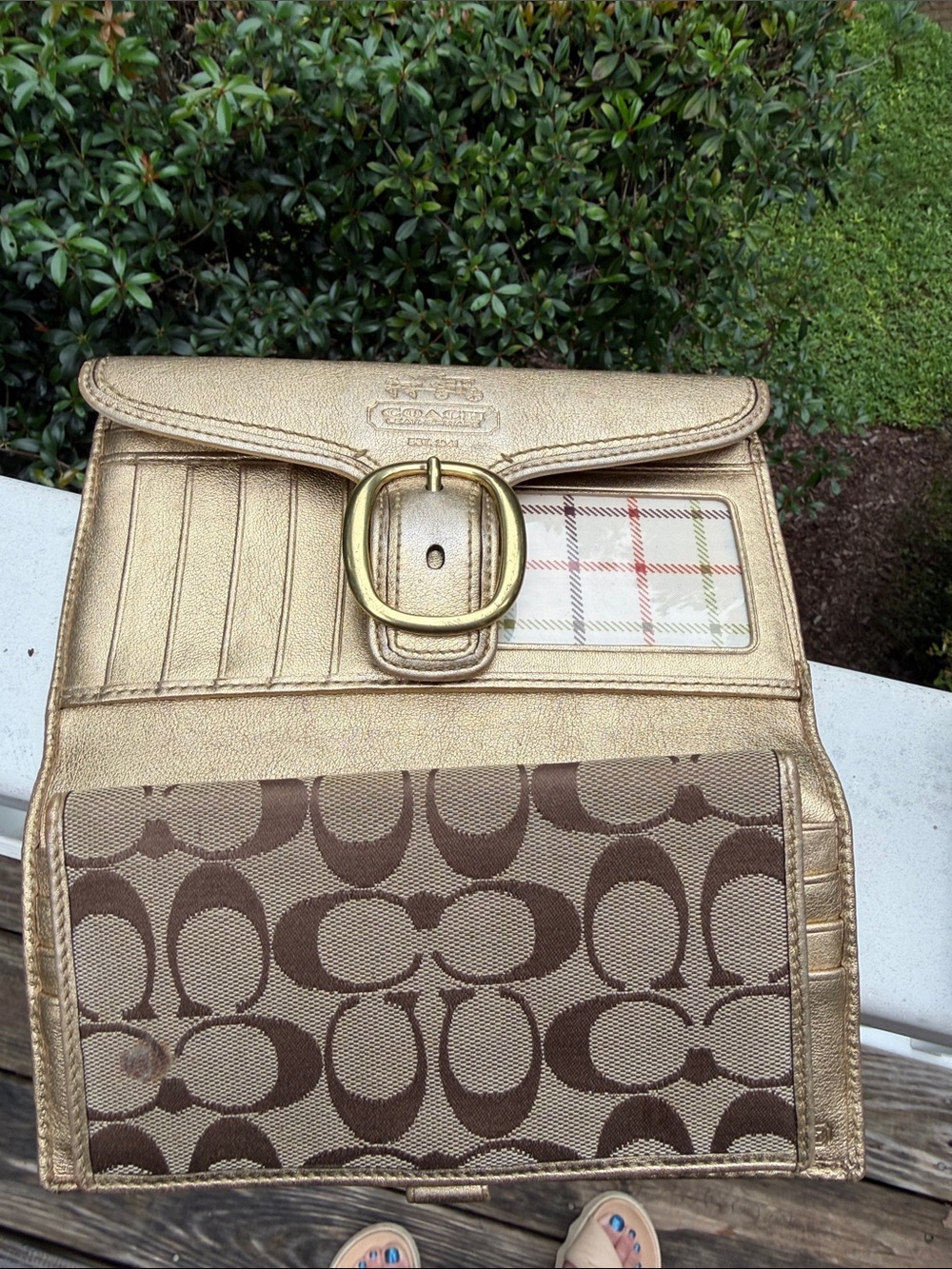 Coach Bleecker Signature Brown Canvas Gold Leather Buckle continental wallet - Picture 8 of 16